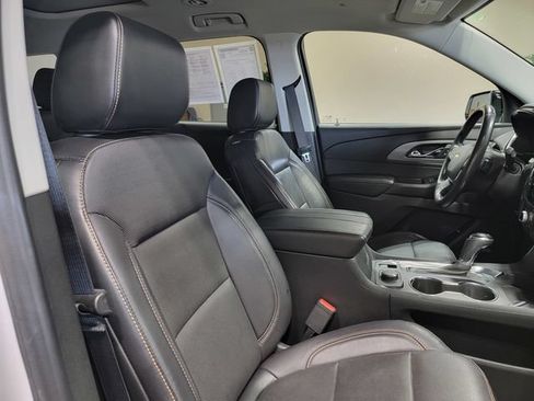 Used 2019 Chevrolet Traverse Premier w/ Redline Edition AWD/4WD image 16