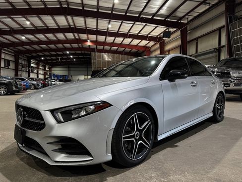 Used 2020 Mercedes-Benz A 220 - w/ AMG Line image 9