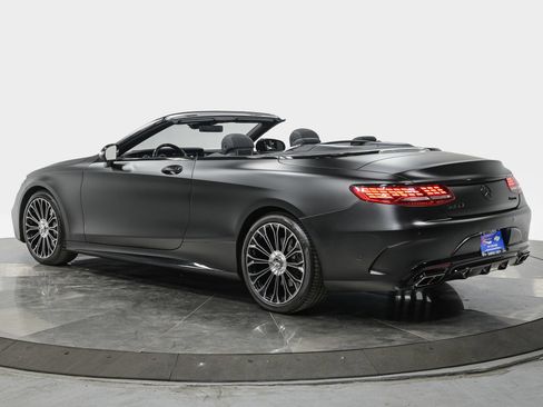 Used 2018 Mercedes-Benz S 560 Cabriolet image 4