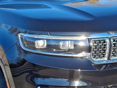 Certified 2024 Jeep Grand Wagoneer Series III w/ Rear Seat Video Group 1 image 10