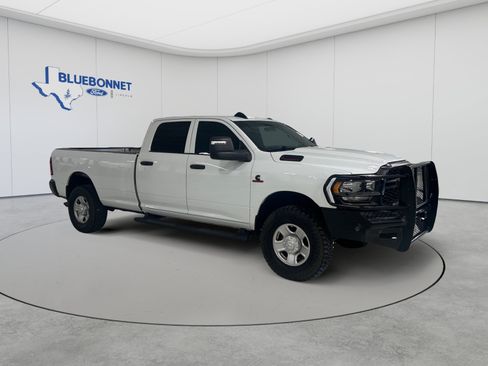 Used 2023 RAM 3500 Tradesman AWD/4WD image 3