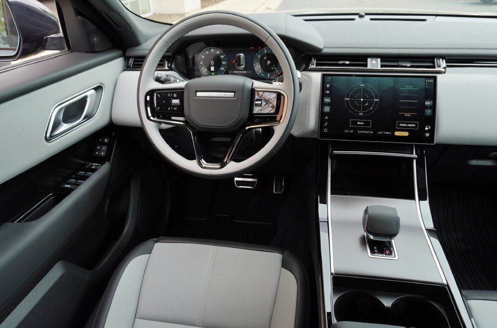 Used 2026 Land Rover Range Rover Velar Dynamic SE AWD/4WD image 15