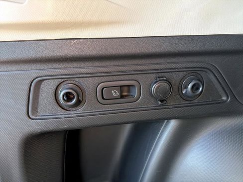 Used 2020 Subaru Forester Touring image 24