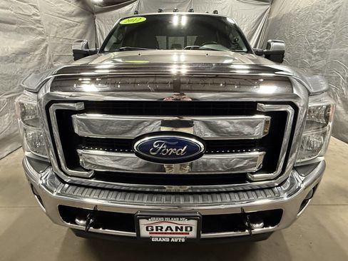 Used 2012 Ford F250 Lariat w/ Chrome Pkg image 2