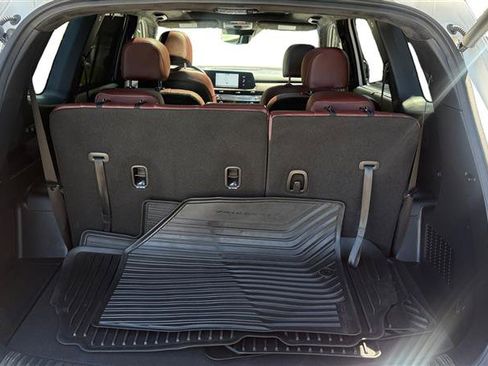 Used 2024 Kia Telluride SX Prestige AWD/4WD image 19