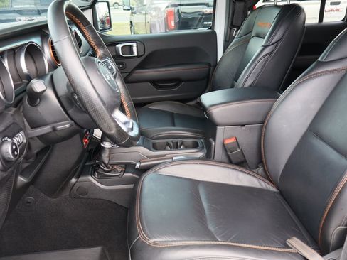 Used 2020 Jeep Gladiator Mojave AWD/4WD image 21