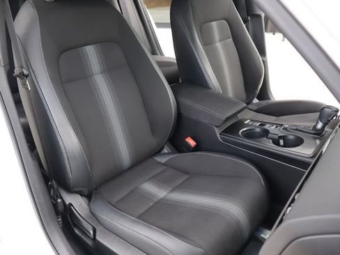 Used 2023 Honda Civic Sport image 11