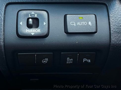 Used 2013 Lexus LS 460 w/ Comfort Pkg RWD image 28