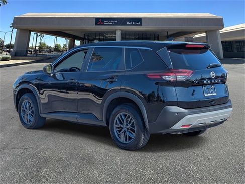 Used 2023 Nissan Rogue S image 4