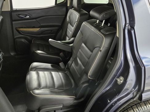 Used 2018 GMC Acadia Denali w/ LPO, Cargo Package image 20