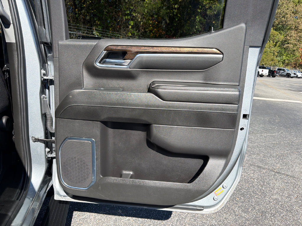 Used 2024 GMC Sierra 1500 Elevation AWD/4WD image 16