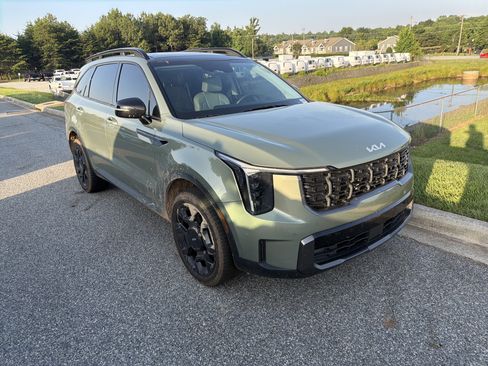 Used 2024 Kia Sorento X-Line EX AWD/4WD image 2