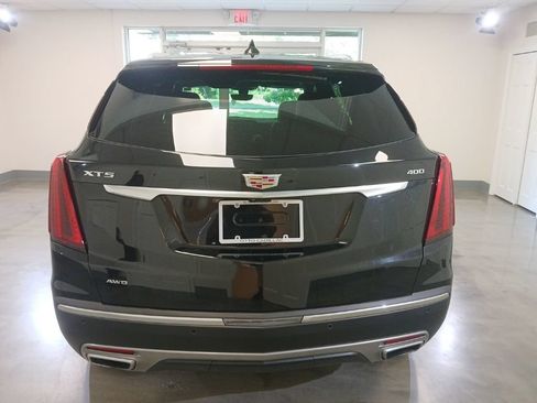 Certified 2025 Cadillac XT5 Premium Luxury w/ Technology Package AWD/4WD image 12