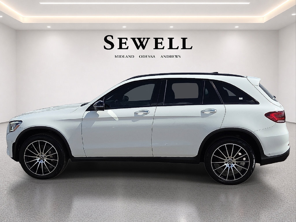 Used 2022 Mercedes-Benz GLC 300 image 2