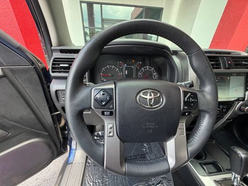Used 2021 Toyota 4Runner SR5 Premium w/ Moonroof Package RWD image 13