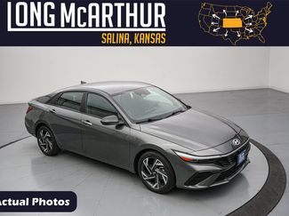 Used 2025 Hyundai Elantra Sport FWD video 1