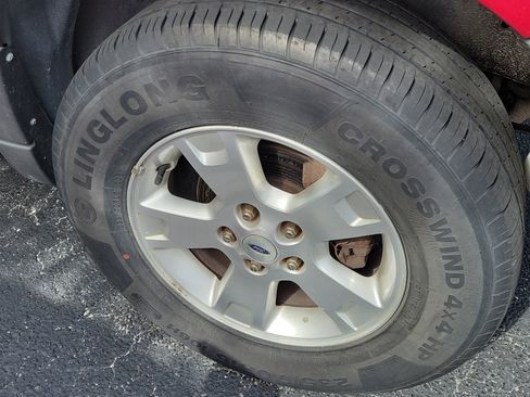 Used 2006 Ford Escape XLT image 8