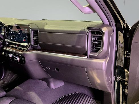 Used 2024 GMC Sierra 1500 Elevation AWD/4WD image 27