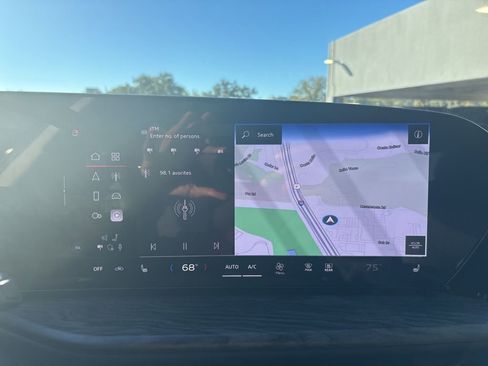 Certified 2025 Audi Q5 Premium w/ Convenience Package image 19