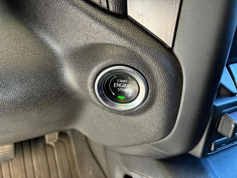 Used 2019 GMC Sierra 1500 AT4 w/ AT4 Premium Package AWD/4WD image 29