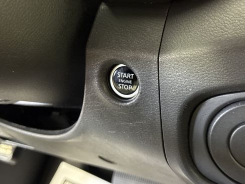 Used 2023 Nissan Frontier Pro-X w/ Pro-X Premium Package RWD image 23