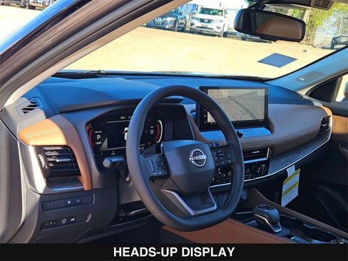 New 2026 Nissan Rogue Platinum w/ Platinum Premium Package image 13