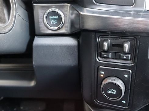 New 2026 Ford F250 Lariat w/ Chrome Package image 34