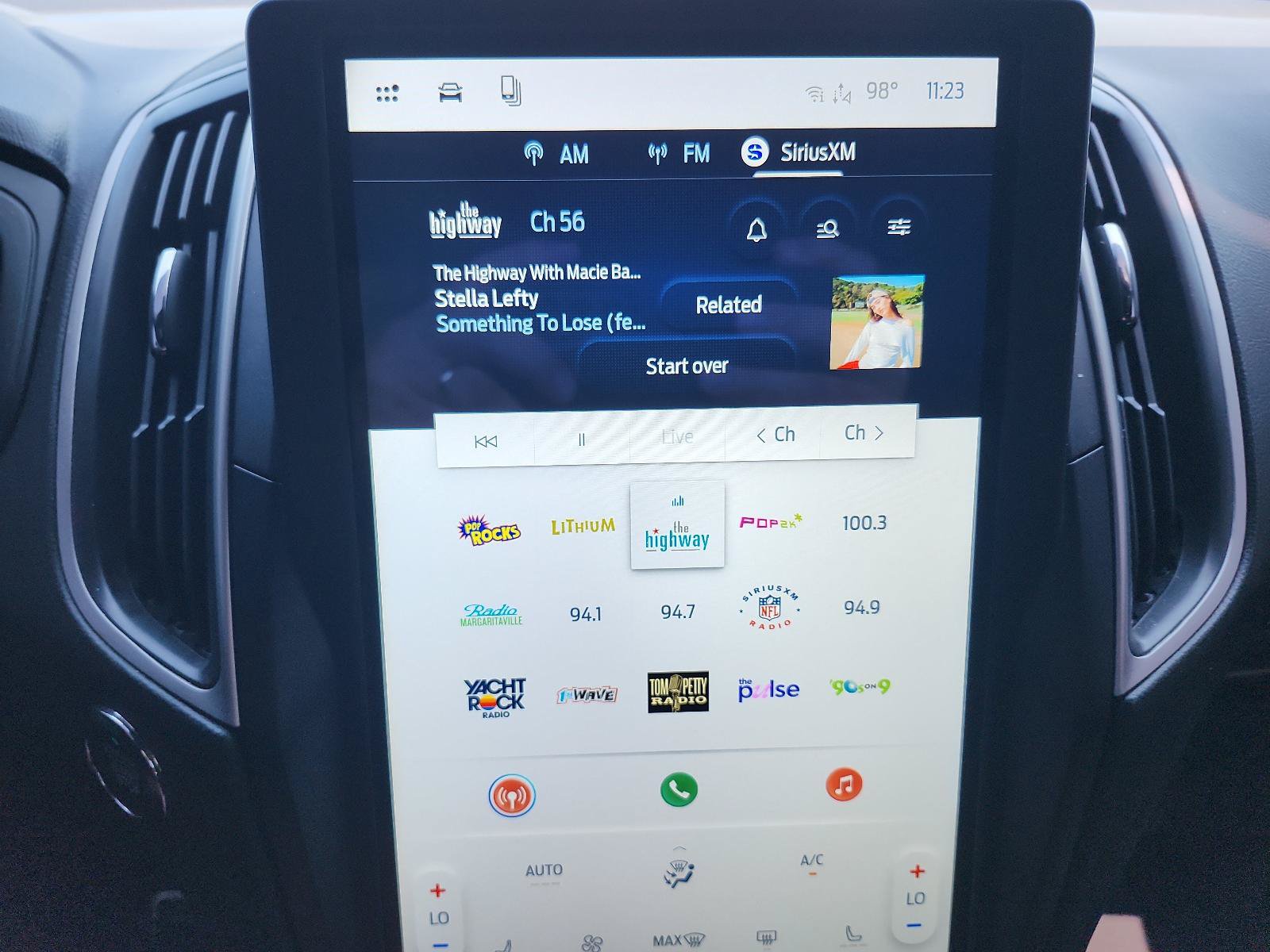 Used 2024 Ford Edge ST-Line AWD/4WD image 14
