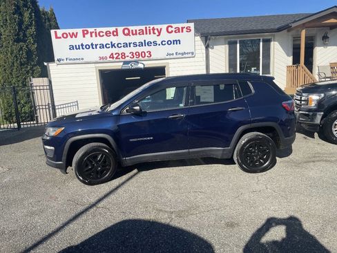 Used 2018 Jeep Compass Sport image 1