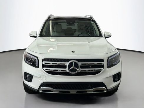 Used 2022 Mercedes-Benz GLB 250 4MATIC image 2