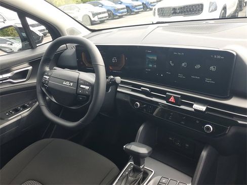 New 2026 Kia Sportage LX w/ LX Convenience Package image 8