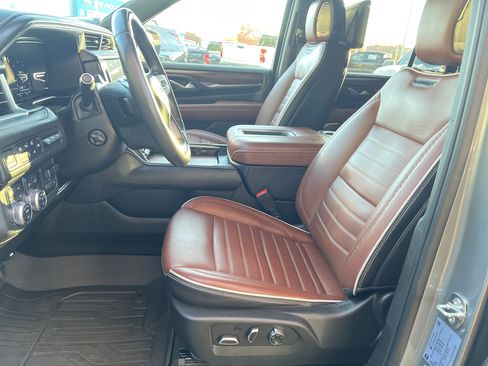 Certified 2023 GMC Yukon Denali Ultimate image 17