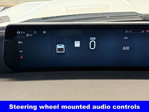 New 2025 Ford Expedition Active image 18