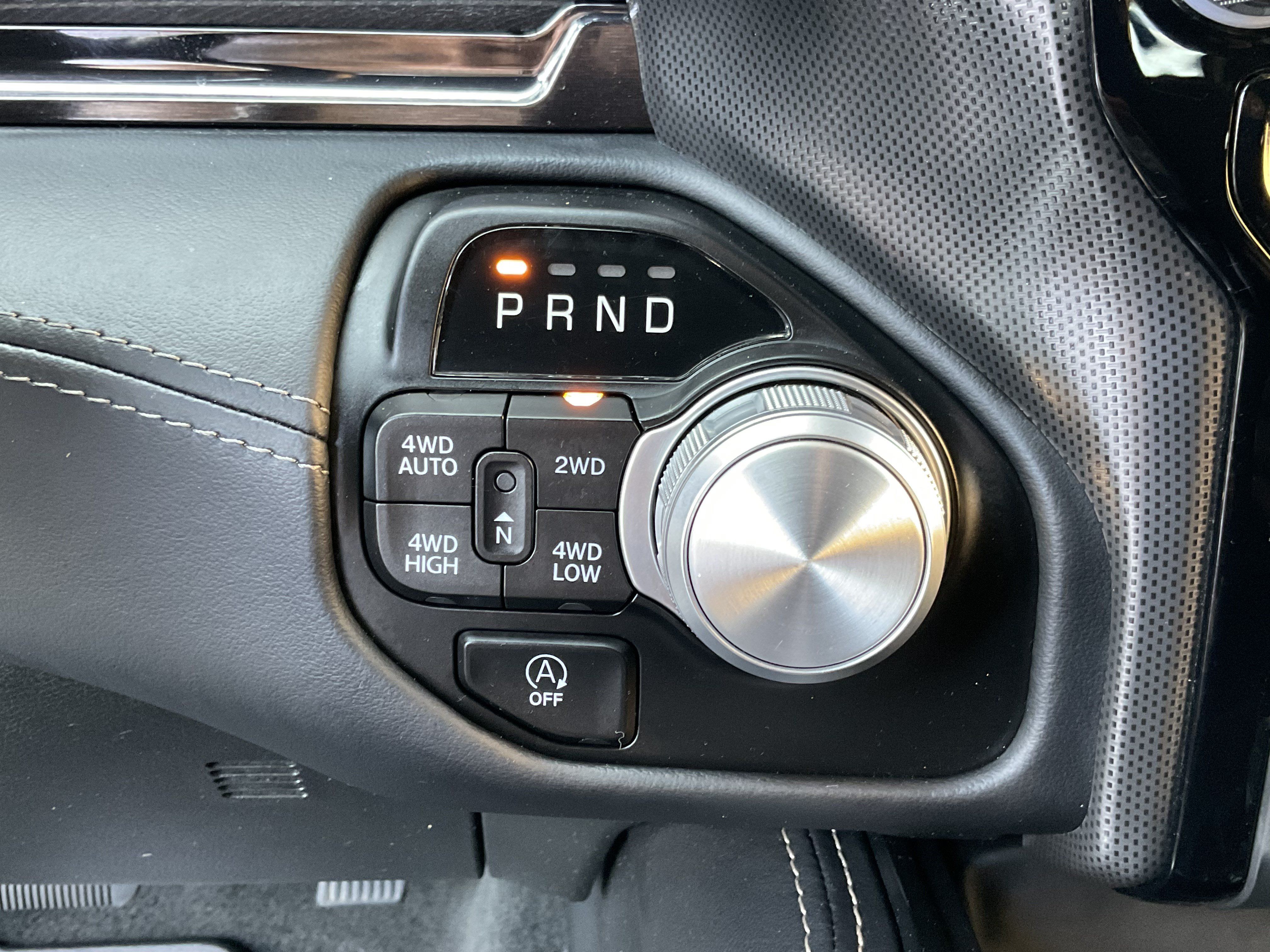 Used 2023 RAM 1500 Limited w/ Body-Colour Bumper Group AWD/4WD image 34