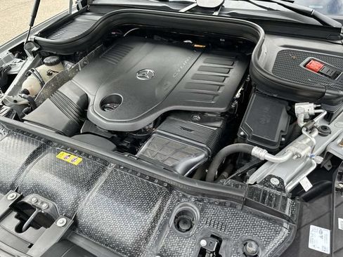 Used 2024 Mercedes-Benz GLE 450 4MATIC image 12