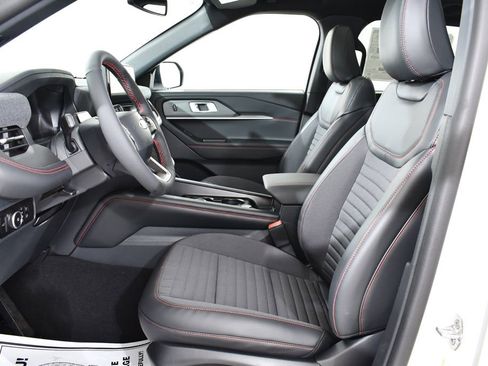 New 2026 Ford Explorer ST-Line w/ ST-Line Street Pack AWD/4WD image 6