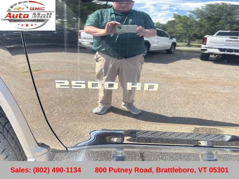 Used 2020 Chevrolet Silverado 2500 LTZ w/ LTZ Premium Package AWD/4WD image 30