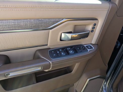 Used 2021 RAM 2500 Limited image 13