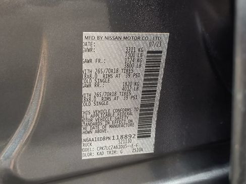 Used 2023 Nissan Titan SV w/ SV Convenience Package AWD/4WD image 25