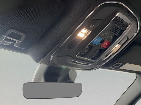 Used 2025 Jeep Grand Cherokee Laredo X RWD image 19