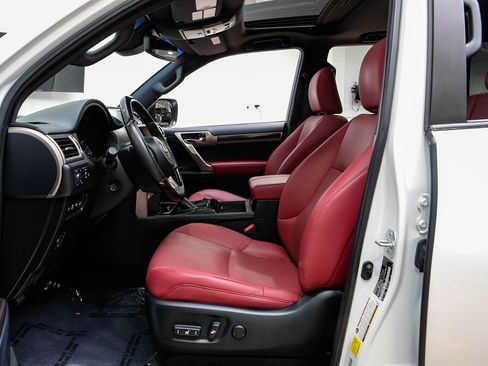 Used 2021 Lexus GX 460 Premium w/ Premium Plus Package image 4