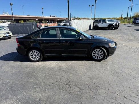 Used 2005 Volvo S40 2.4i FWD image 35