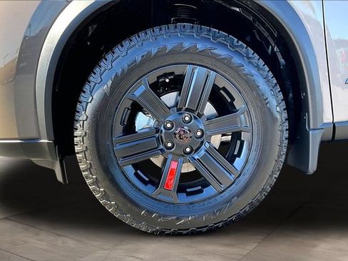 New 2026 Nissan Rogue SV AWD/4WD image 12