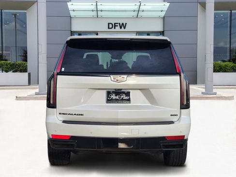 Used 2022 Cadillac Escalade Sport w/ Touring Package image 6