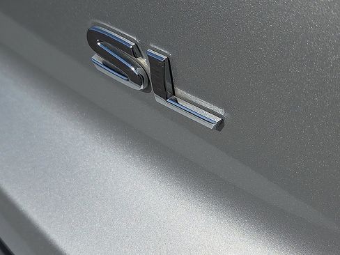 Used 2024 Nissan Pathfinder SL w/ SL Premium Package image 8