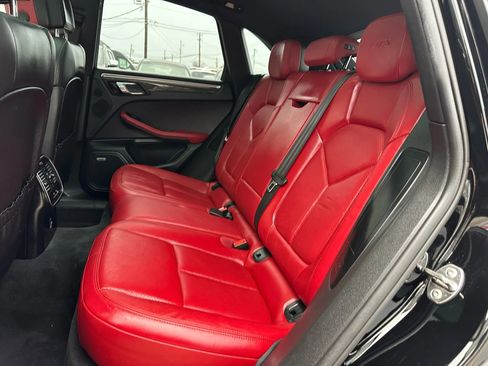 Used 2017 Porsche Macan GTS image 19