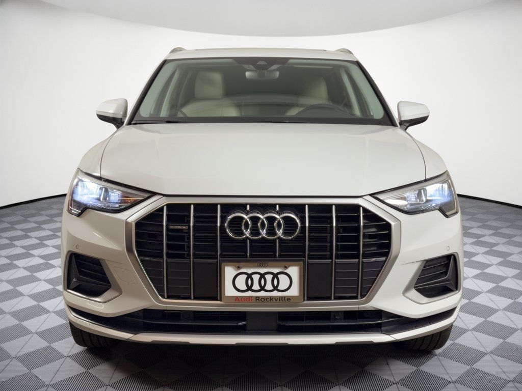 Used 2022 Audi Q3 2.0T Premium w/ Convenience Package AWD/4WD image 6