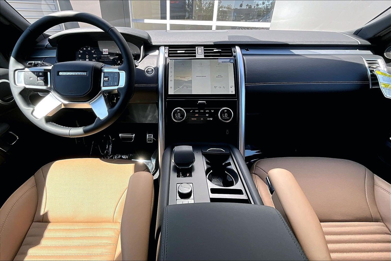 New 2026 Land Rover Discovery Limited Edition AWD/4WD image 5