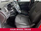 Used 2017 Jeep Renegade Latitude w/ Popular Equipment Group image 3