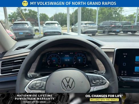 New 2026 Volkswagen Atlas SEL Premium R-Line AWD/4WD image 12